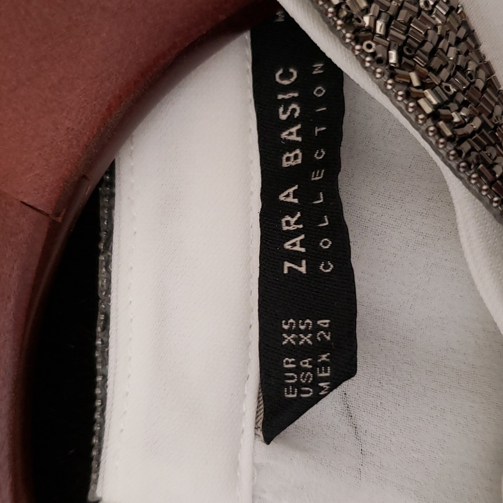 Zara Basic Collection Xs White Flowy Sleeveless B… - image 3